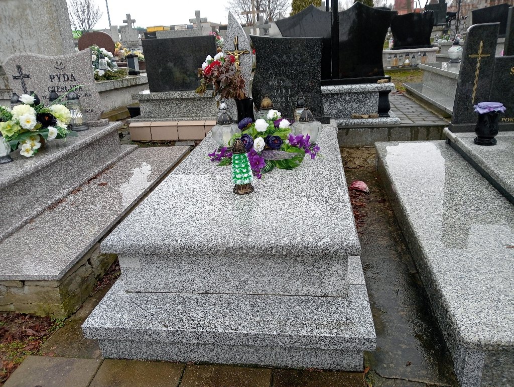 Grób Andrzej Najs..?