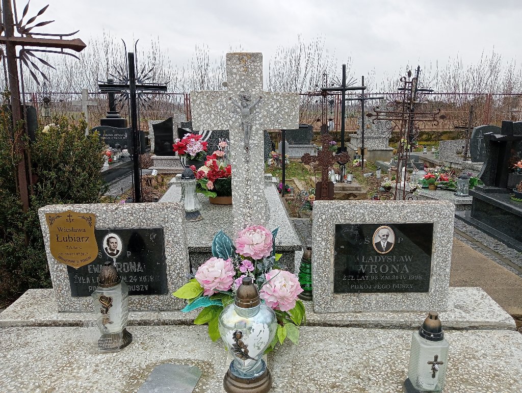 Ewa Wrona Jastków - Grobonet - Wyszukiwarka osób pochowanych